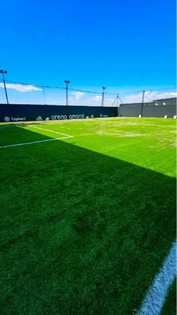 Direto do campo do @amaralzinho5, mostramos uma das etapas importantes do processo: o espalhamento de areia e borracha sobre o gramado sintético. 🌱

Cada detalhe conta para entregar desempenho, conforto e um campo pronto pro jogo.

Campo do Amaral é GCA. A grama escolhida por quem entende de campo. 💚

Entre em contato com nossa equipe de vendas e solicite o seu orçamento ⬇️

📞(11)95495-1900 -Paulo
📞(11)91665-2876 -Nubia

📩 Ou mande uma mensagem no DM!

🌐gcagramasintetica.com

#GCA #GramaSintetica #GramaSinteticaDecorativa #GramaFibrilada #GramaMonofilamento
